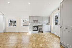 kitchen shot - click for photo gallery